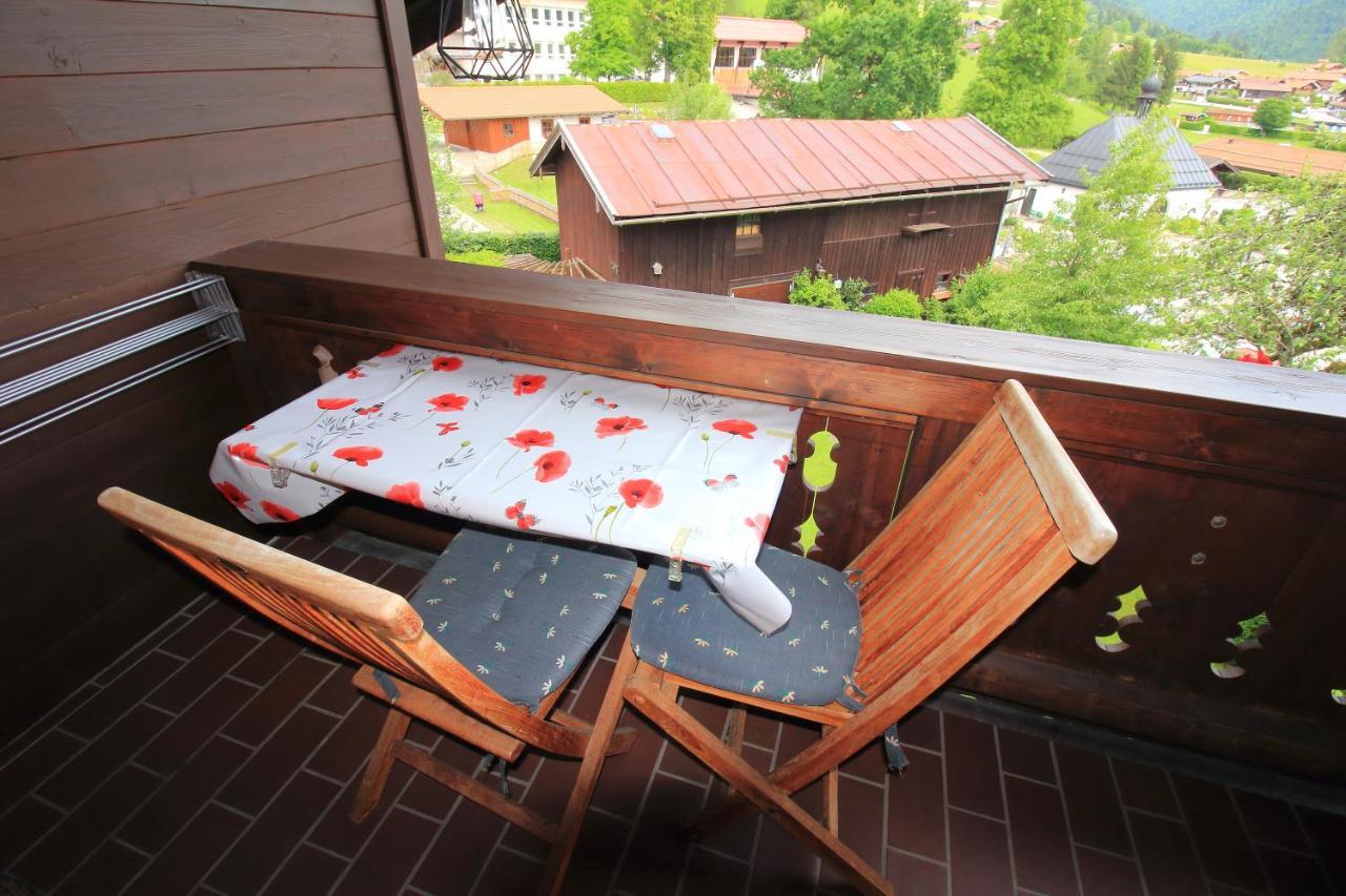 Haus Puerner Apartamento Reit im Winkl Exterior foto