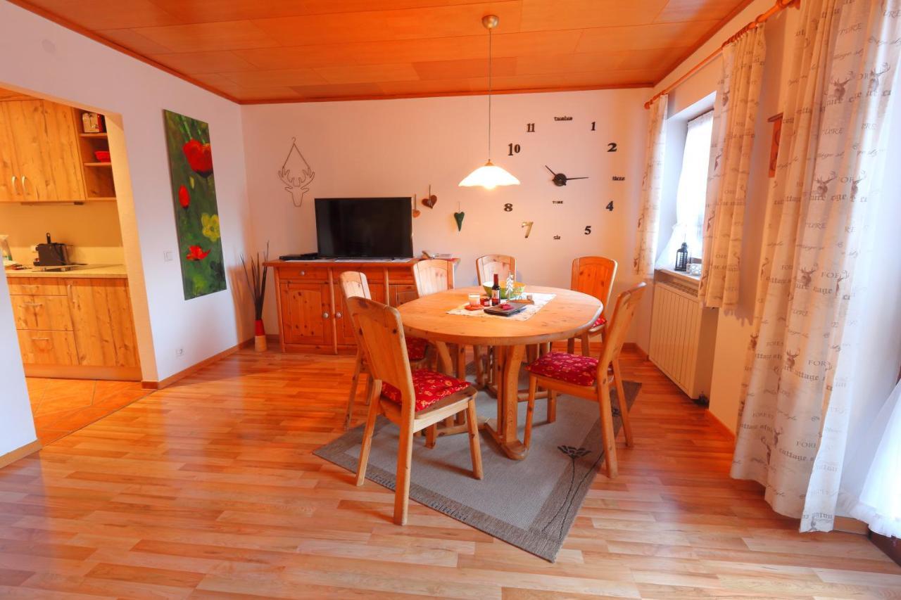 Haus Puerner Apartamento Reit im Winkl Exterior foto